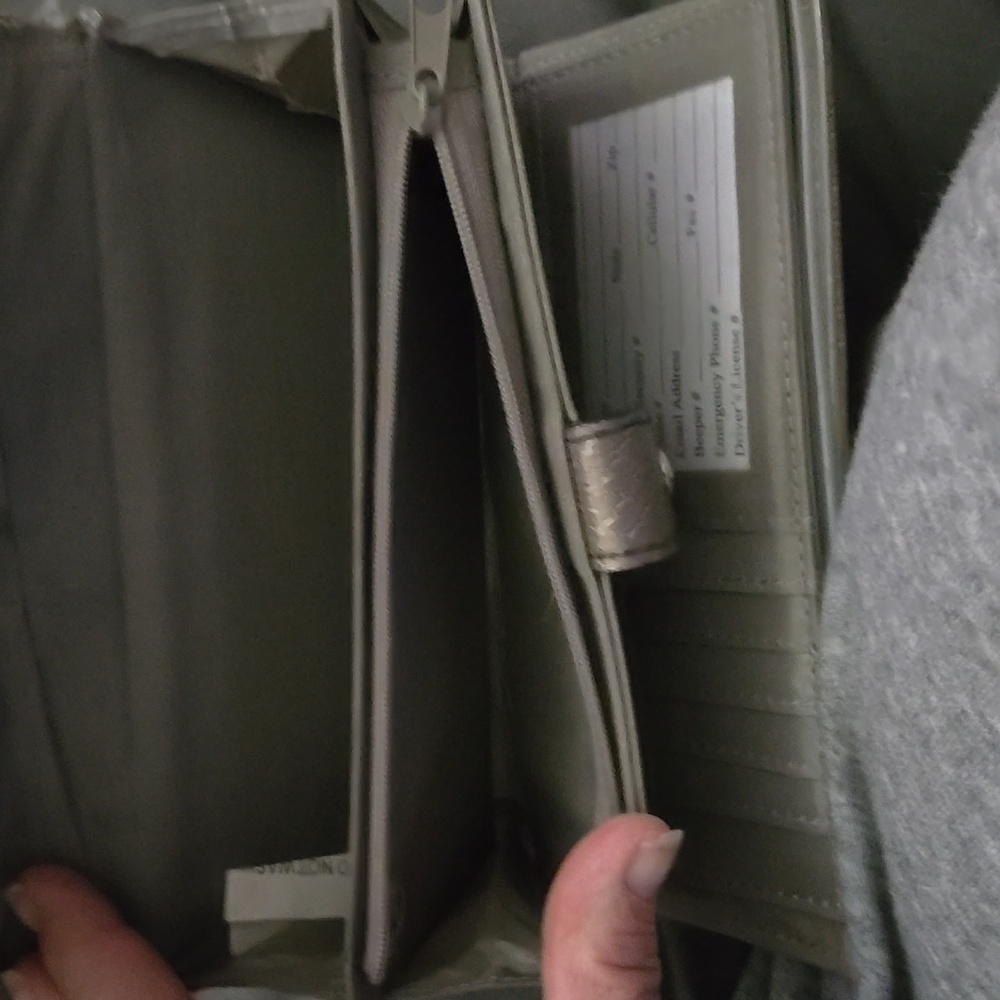Wallet - Picture 3 of 4